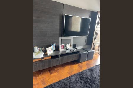 Casa à venda com 4 quartos, 290m² em Sagrada Família, Belo Horizonte