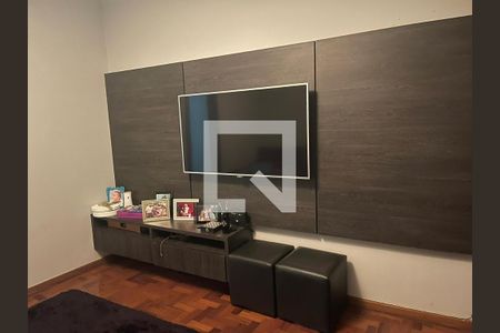 Casa à venda com 4 quartos, 290m² em Sagrada Família, Belo Horizonte