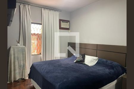 Casa à venda com 4 quartos, 290m² em Sagrada Família, Belo Horizonte