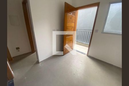 Apartamento à venda com 2 quartos, 33m² em Vila Antonina, São Paulo