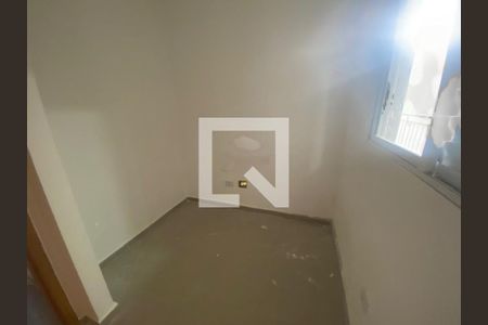 Apartamento à venda com 2 quartos, 33m² em Vila Antonina, São Paulo
