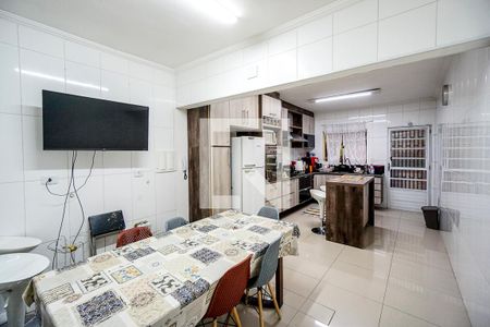 Cozinha de kitnet/studio à venda com 3 quartos, 240m² em Vila Aricanduva, São Paulo