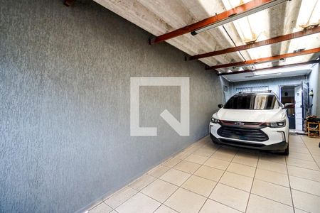 Garagem de kitnet/studio à venda com 3 quartos, 240m² em Vila Aricanduva, São Paulo