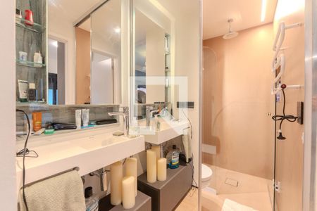 Banheiro de apartamento para alugar com 1 quarto, 40m² em Consolação, São Paulo