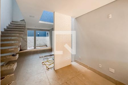 Sala de casa à venda com 3 quartos, 80m² em Vila Mariana, São Paulo
