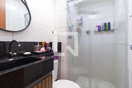 Banheiro de apartamento à venda com 2 quartos, 32m² em Santa Maria, Osasco