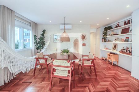 Sala de apartamento à venda com 1 quarto, 87m² em Petrópolis, Porto Alegre