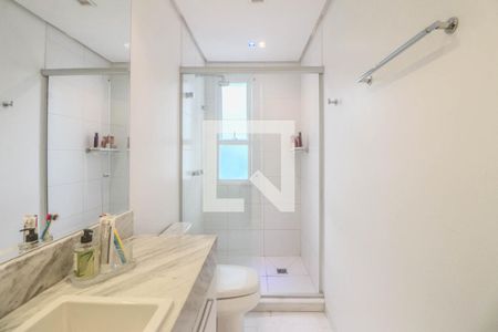 Banheiro da Suíte de apartamento à venda com 1 quarto, 87m² em Petrópolis, Porto Alegre