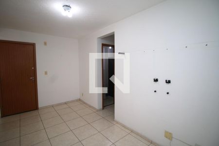 Sala de apartamento para alugar com 2 quartos, 52m² em Parada de Lucas, Rio de Janeiro