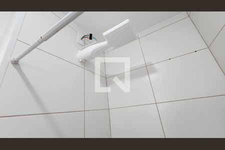 Banheiro de apartamento para alugar com 2 quartos, 40m² em Castelo, Santos