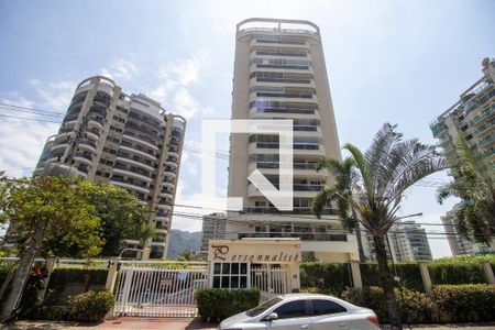 Fachada de apartamento à venda com 2 quartos, 145m² em Jacarepaguá, Rio de Janeiro