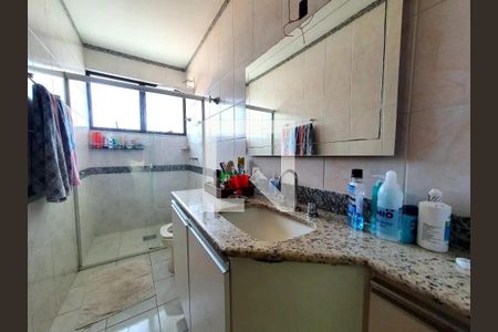 Casa à venda com 4 quartos, 234m² em Santa Lúcia, Belo Horizonte