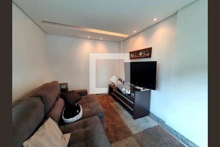 Casa à venda com 4 quartos, 234m² em Santa Lúcia, Belo Horizonte