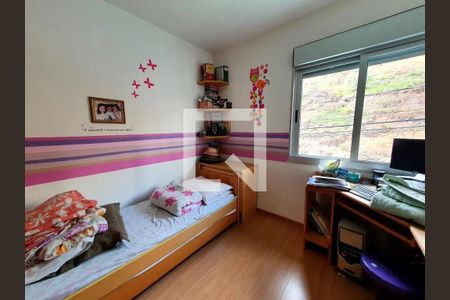 Casa à venda com 4 quartos, 234m² em Santa Lúcia, Belo Horizonte