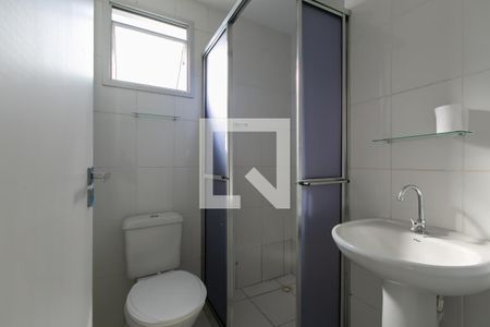 Banheiro de apartamento para alugar com 2 quartos, 47m² em Cidade Líder, São Paulo