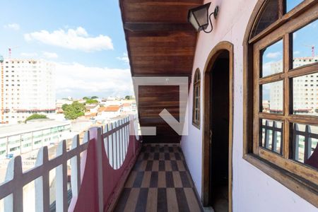 Varanda de casa à venda com 4 quartos, 400m² em Vila Granada, São Paulo