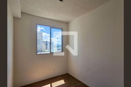 Quarto 1 de apartamento à venda com 2 quartos, 37m² em Parque Industrial Tomas Edson, São Paulo