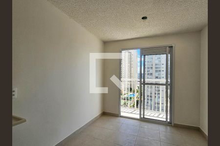 Sala de apartamento à venda com 2 quartos, 37m² em Parque Industrial Tomas Edson, São Paulo