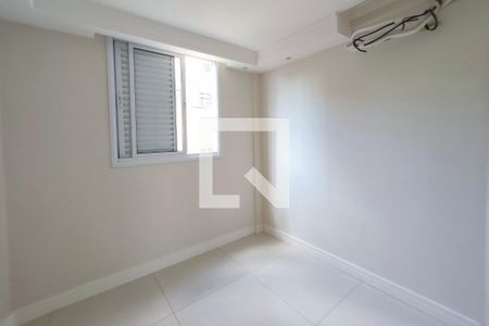 Quarto 2 de apartamento para alugar com 2 quartos, 57m² em Parque Residencial Vila União, Campinas