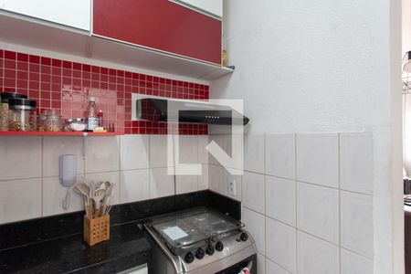 Cozinha de apartamento à venda com 2 quartos, 55m² em Planalto, Belo Horizonte
