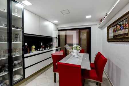 Cozinha de casa à venda com 4 quartos, 415m² em Piratininga, Niterói