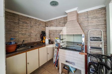 Área comum de casa à venda com 3 quartos, 250m² em Jardim da Gloria, São Paulo