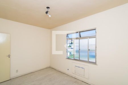Quarto 1 de apartamento para alugar com 2 quartos, 70m² em Penha Circular, Rio de Janeiro