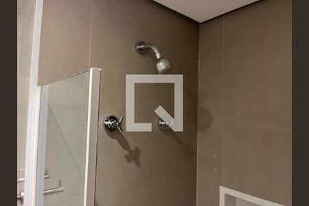 Banheiro de kitnet/studio para alugar com 1 quarto, 18m² em Perdizes, São Paulo