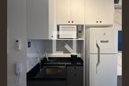 Cozinha de kitnet/studio para alugar com 1 quarto, 18m² em Perdizes, São Paulo