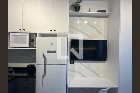 Cozinha de kitnet/studio para alugar com 1 quarto, 18m² em Perdizes, São Paulo