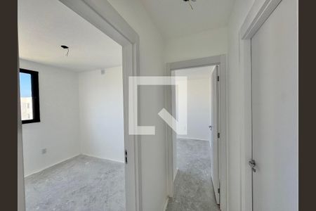 Corredor de apartamento à venda com 2 quartos, 53m² em Recreio dos Bandeirantes, Rio de Janeiro