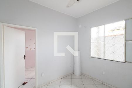 Sala de casa para alugar com 2 quartos, 170m² em Campo Grande, Rio de Janeiro