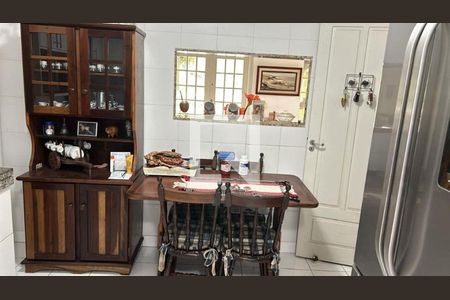 Casa à venda com 3 quartos, 163m² em Serra Grande, Niterói