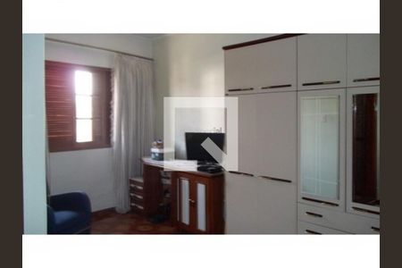 Casa à venda com 3 quartos, 270m² em Cidade Mãe do Céu, São Paulo