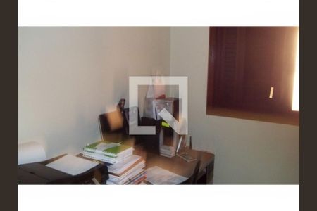 Casa à venda com 3 quartos, 270m² em Cidade Mãe do Céu, São Paulo