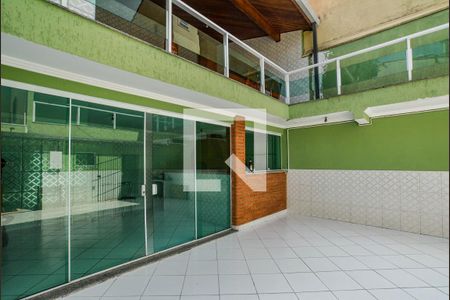 Quintal de casa à venda com 4 quartos, 300m² em Vila Camilópolis, Santo André