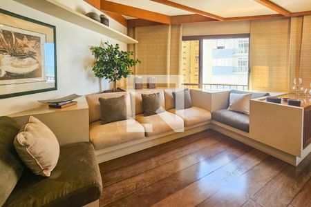 Sala de apartamento para alugar com 4 quartos, 348m² em Centro, Guarujá