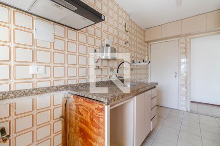 Cozinha de apartamento para alugar com 2 quartos, 90m² em Vila Madalena, São Paulo
