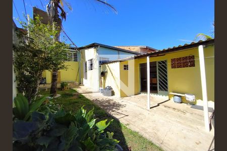 Área Externa de casa à venda com 3 quartos, 300m² em Parque da Figueira, Campinas