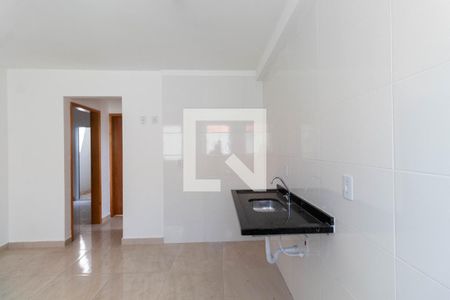 Cozinha de apartamento para alugar com 2 quartos, 38m² em Cidade Antônio Estêvão de Carvalho, São Paulo