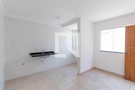 Sala/Cozinha de apartamento para alugar com 2 quartos, 38m² em Cidade Antônio Estêvão de Carvalho, São Paulo