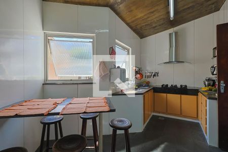 Cozinha de casa à venda com 4 quartos, 360m² em Alto Caiçaras, Belo Horizonte