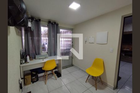 Salinha da entrada de casa à venda com 2 quartos, 120m² em Sacomã, São Paulo