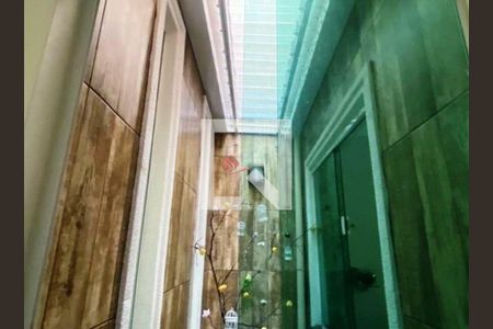 Casa à venda com 3 quartos, 140m² em Vila Nova Galvão, São Paulo