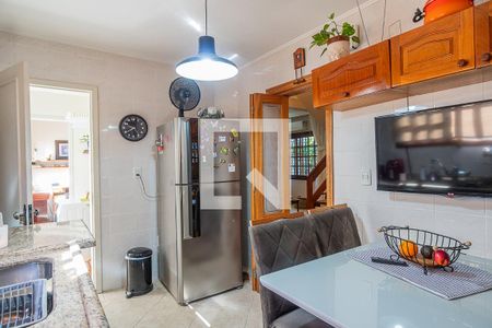 Cozinha de casa à venda com 4 quartos, 200m² em Espírito Santo, Porto Alegre