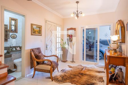 Sala de casa à venda com 4 quartos, 200m² em Espírito Santo, Porto Alegre