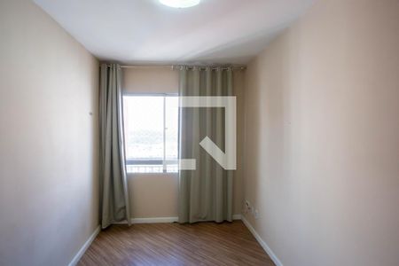 Sala de apartamento para alugar com 2 quartos, 44m² em Canhema, Diadema