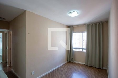 Sala de apartamento para alugar com 2 quartos, 44m² em Canhema, Diadema