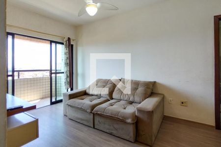 Sala de apartamento para alugar com 2 quartos, 70m² em Maracanã, Praia Grande