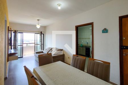 Sala de apartamento para alugar com 2 quartos, 70m² em Maracanã, Praia Grande
